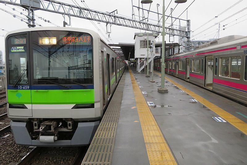 No970 18京王ダイヤ改正 朝からびっくり 京八に都車 京王線 井の頭線 応援歌